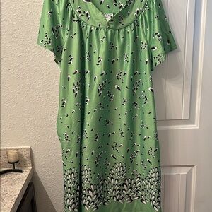 Anthony Richards Green Nightgown